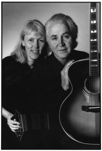 Steve Gillette & Cindy Mangsen will perform in Amherst MA on January 13